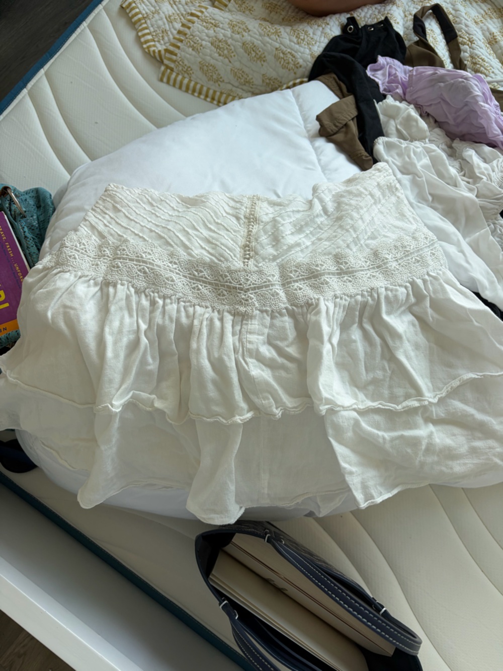 DO+BE Ivory Lace-Trim Peasant skirt